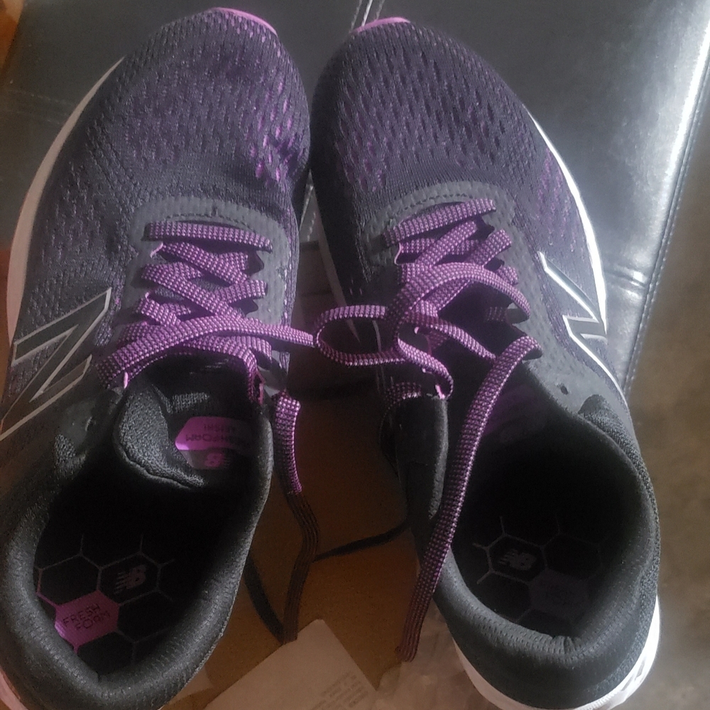 New Balance Tennis Shoes  BRAND NEW